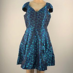 Alice's pig print  short sleeved dress